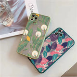 Retro Banana Leaf Flower Phone Case For iPhone