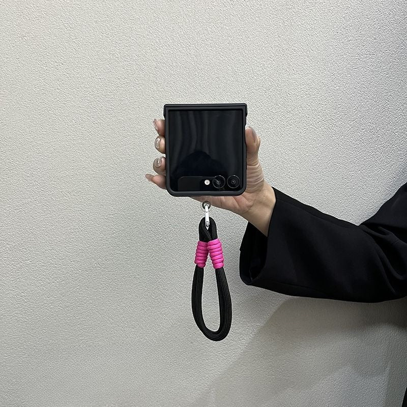 Heart-shaped Crossbody Phone Case with Carrying Strap For Samsung Z Flip 7 6 5